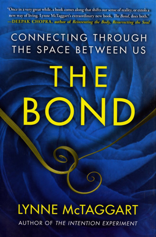 Bild på Bond (The): Connecting Through The Space Between Us (H)