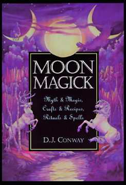 Bild på Moon Magick: Myth & Magic, Crafts & Recipes, Rituals & Spells