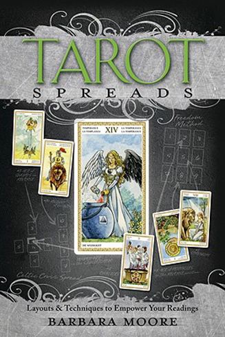 Bild på Tarot spreads - layouts and techniques to empower your readings