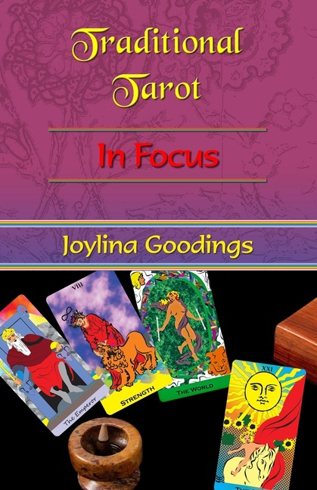 Bild på Traditional Tarot: In Focus